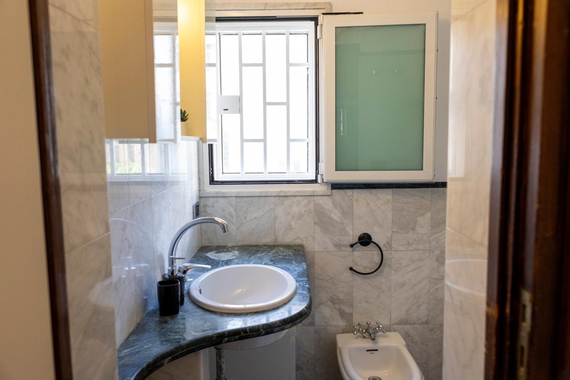 Sulla Via Del Teatro Appartement Bari Buitenkant foto